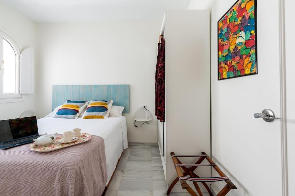Apartamentos Rg, San Vicente 22 Sewilla Zewnętrze zdjęcie